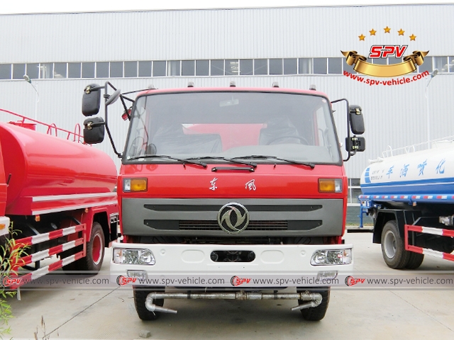 Front view of Fire Fighting Tanker - Dongfeng 